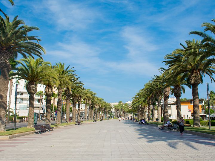 Promenade Jaume I et fontaines ornementales